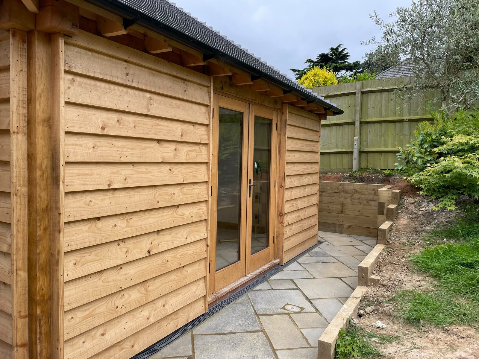 oak frame annex timber cladding detail